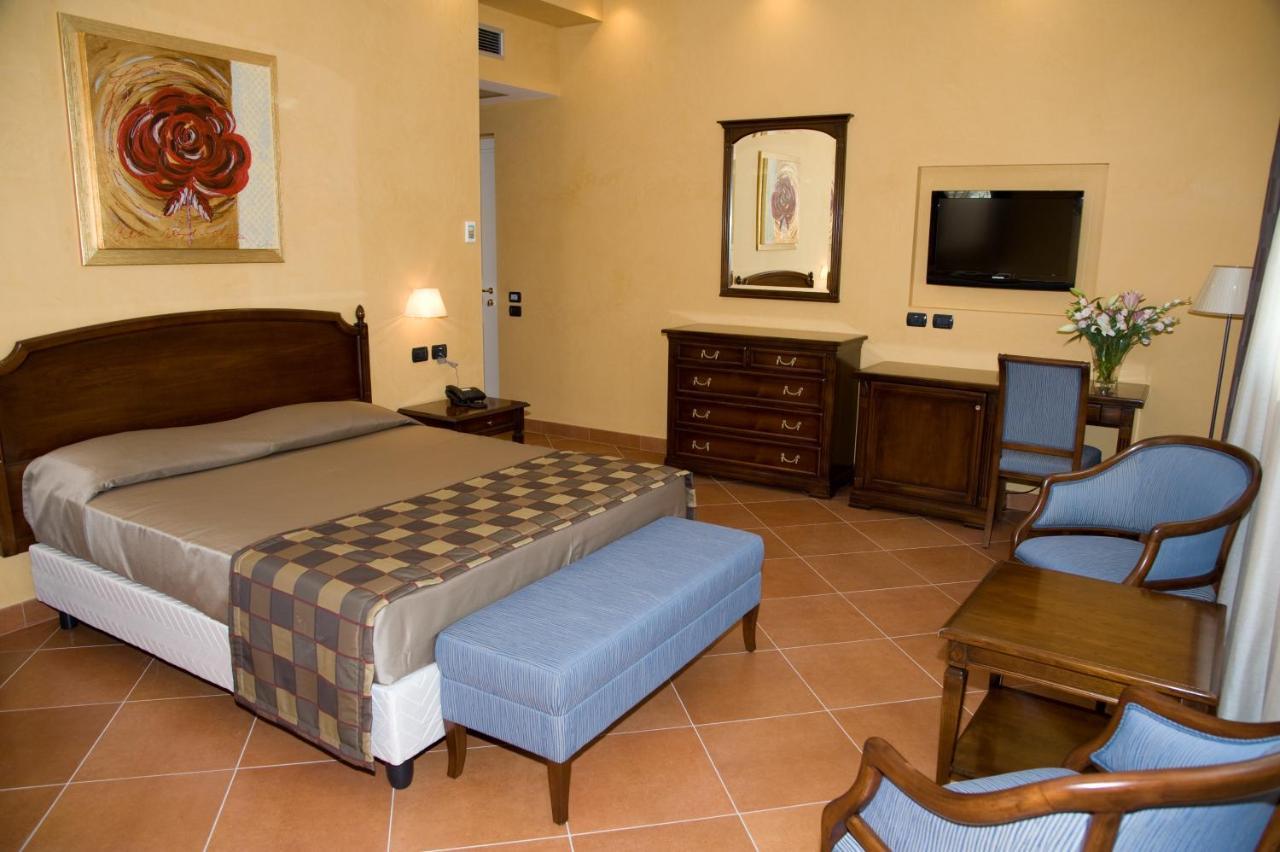 Artemis Hotel Cefalù Esterno foto