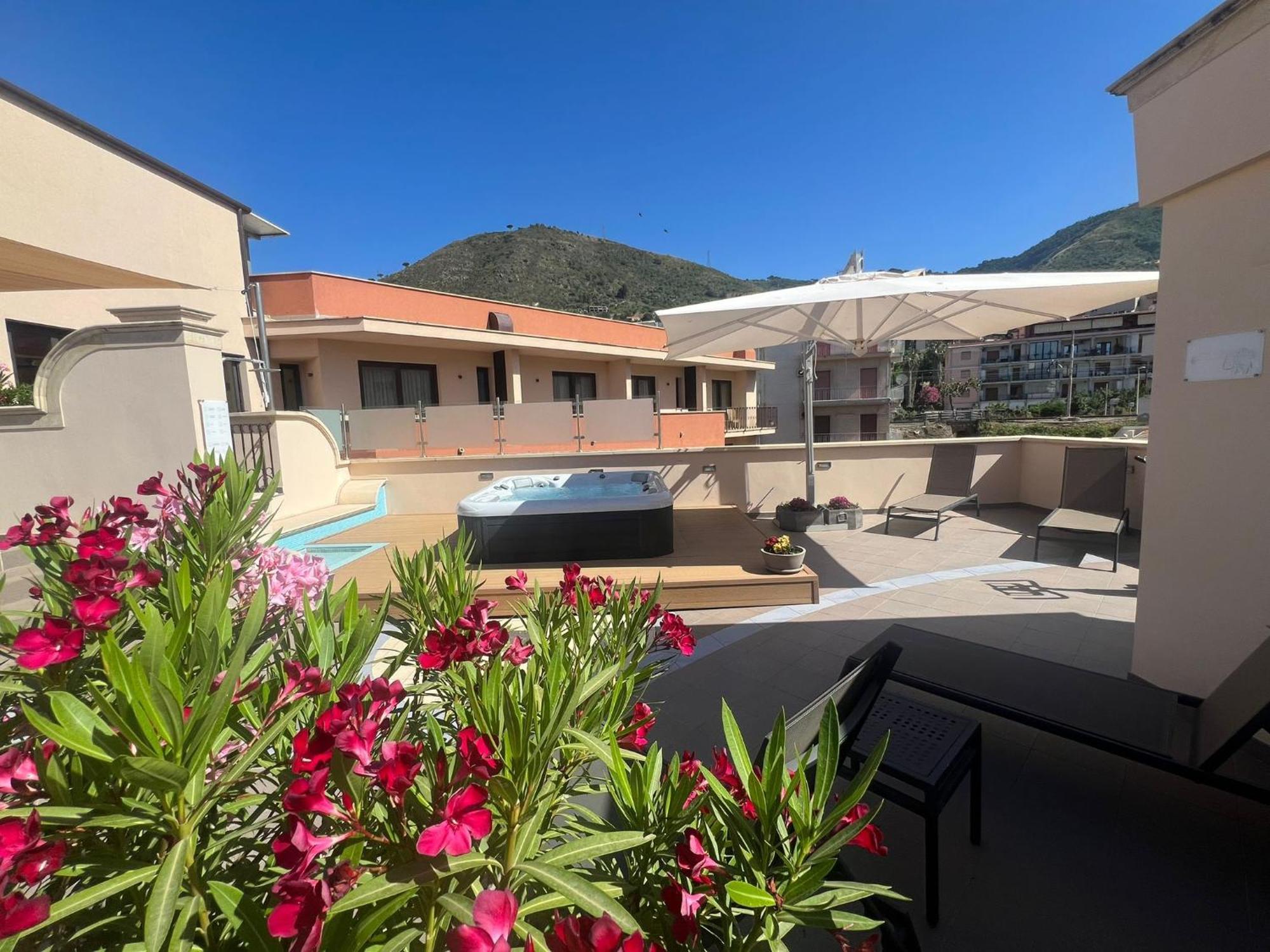 Artemis Hotel Cefalù Esterno foto