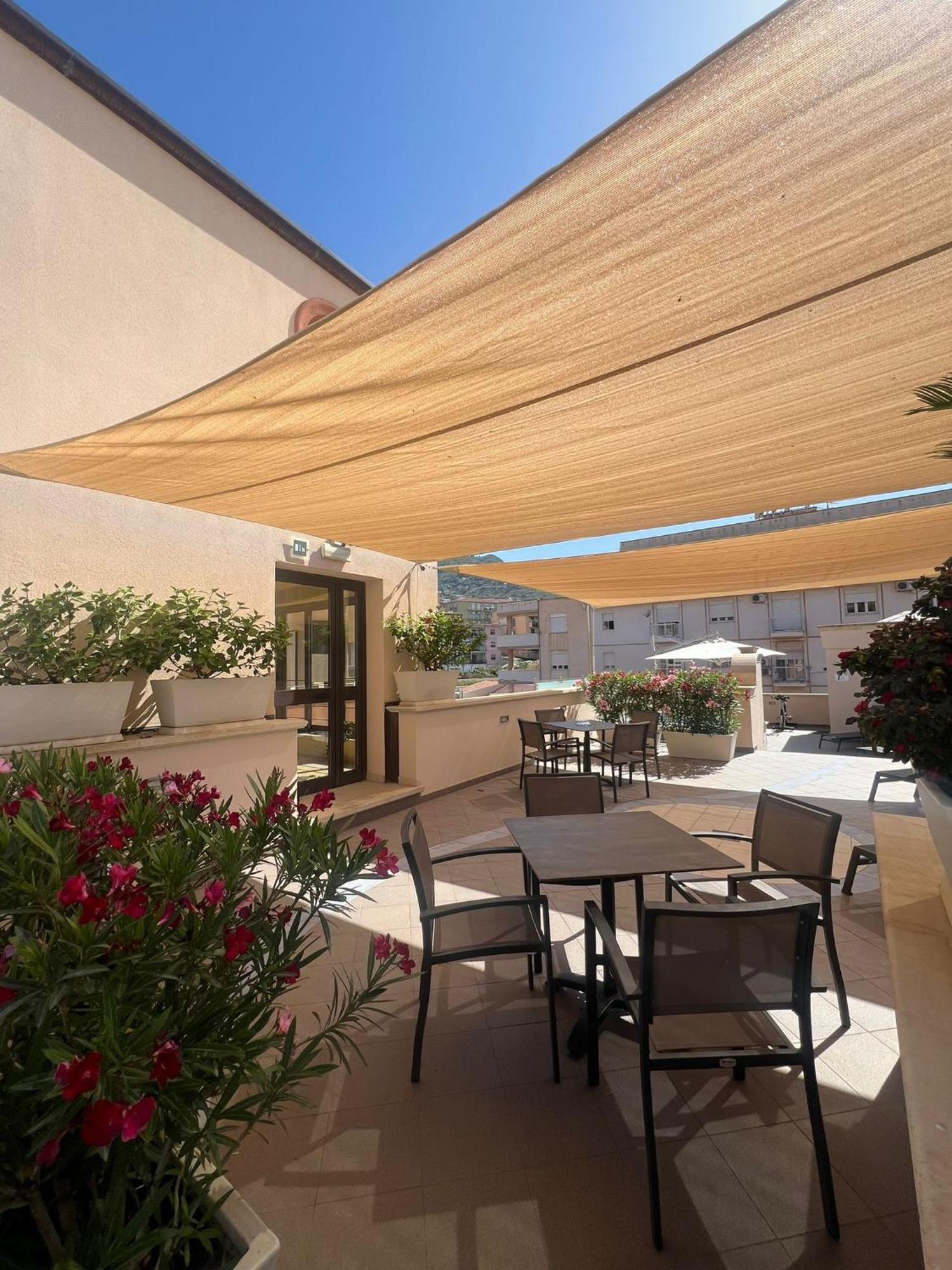 Artemis Hotel Cefalù Esterno foto