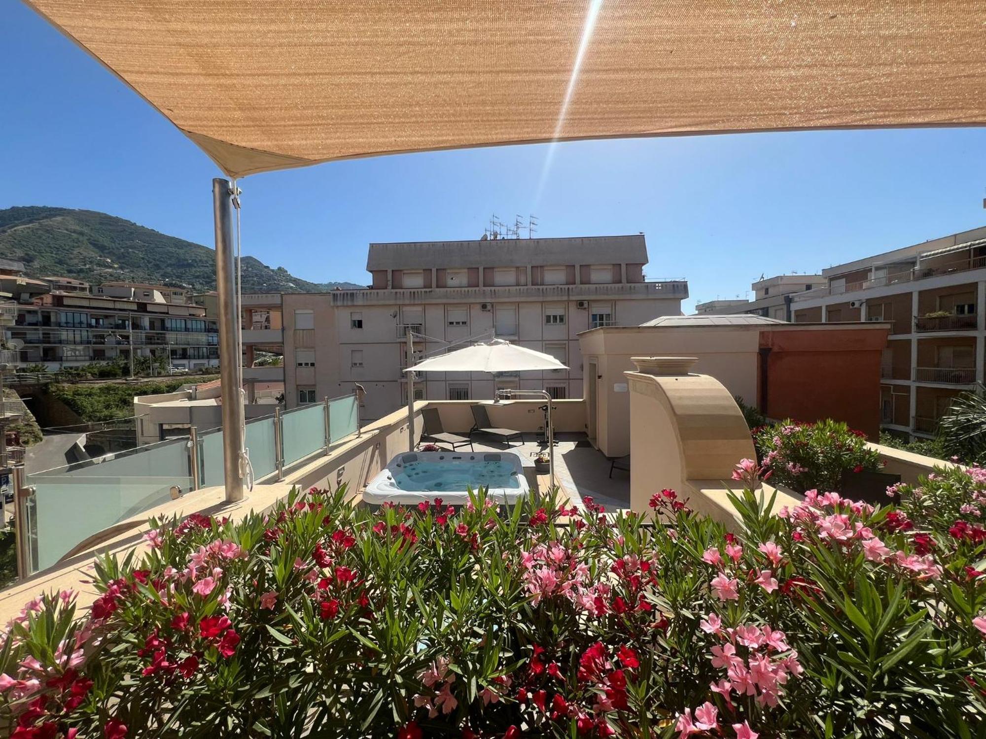 Artemis Hotel Cefalù Esterno foto