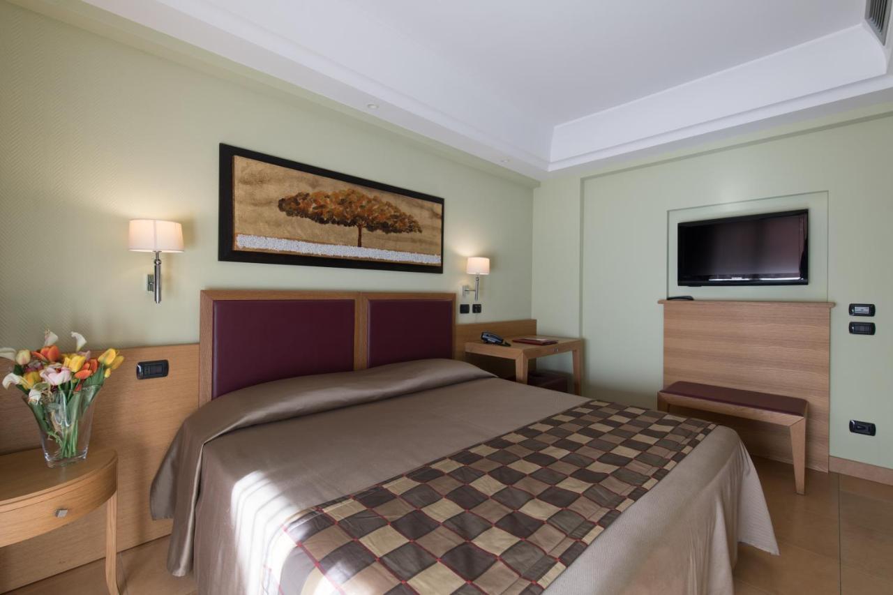 Artemis Hotel Cefalù Esterno foto