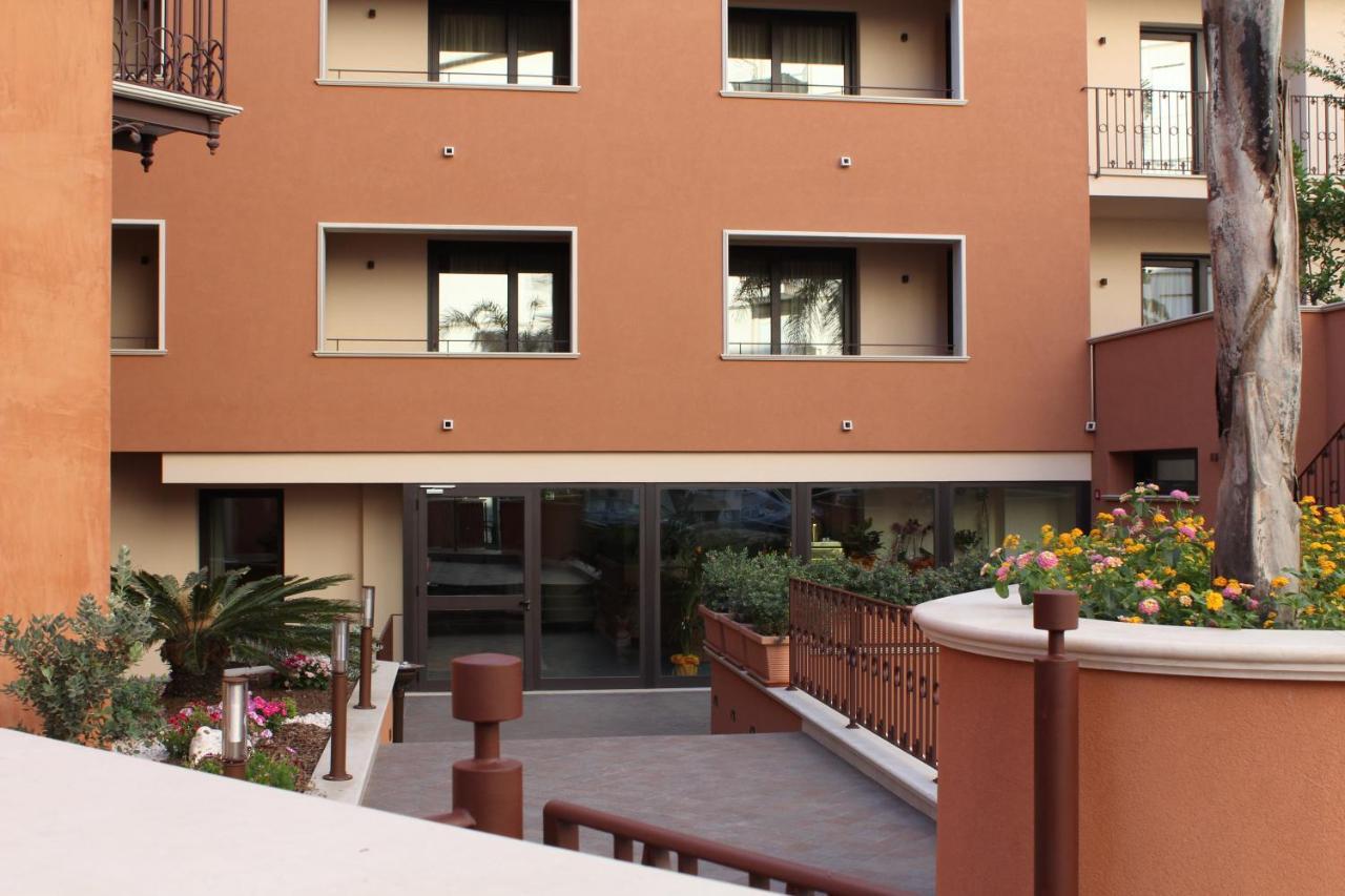 Artemis Hotel Cefalù Esterno foto